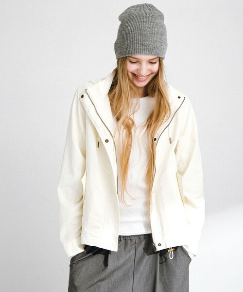 URBAN RESEARCH Sonny Label（アーバンリサーチサニーレーベル）の「撥水マウンテンパーカー（マウンテンパーカー・レディース・オフ/ブラック/ベージュ・36/38）」の7枚目の写真