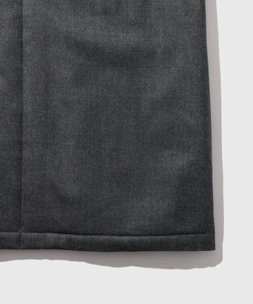 ADAM ET ROPE'(アダムエロペ)の「【AURALEE/オーラリー】SUPER LIGHT WOOL PADDED COAT(ダウンジャケット/コート・メンズ・チャコール・3/4)」の10枚目の写真