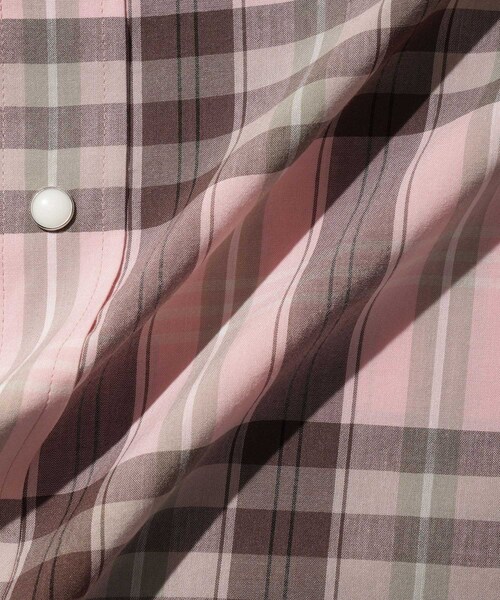 ADAM ET ROPE'(アダムエロペ)の「【AURALEE/オーラリー】HIGH TWIST COTTON SILK CHECK SHIRT(シャツ/ブラウス・メンズ・ブルー系/ピンク・3/4/5)」の19枚目の写真