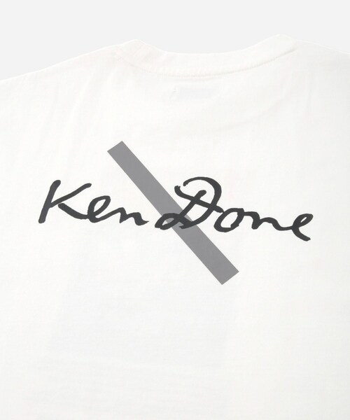 Saturdays NYC（サタデーズ ニューヨークシティ ）の「Ken done Postcard from Sydney I 1995　（Tシャツ/カットソー・レディース・ホワイト・L/M/S/XL）」の12枚目の写真