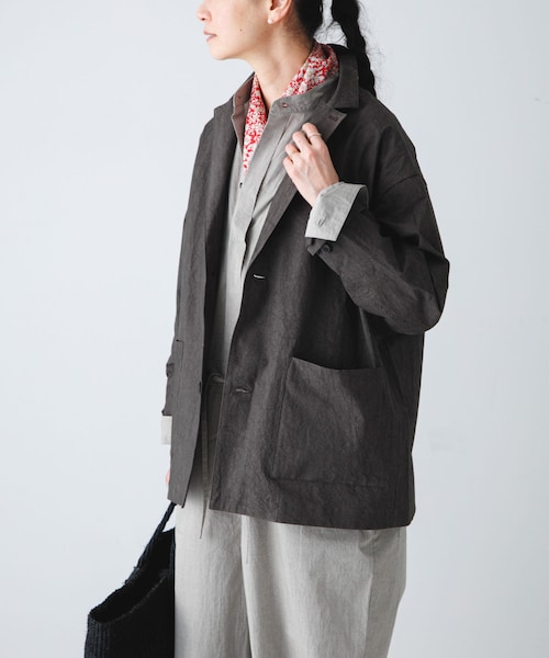 かぐれ（カグレ）の「『ユニセックス』コットンテーラードジャケット（テーラードジャケット・レディース・BEIGE/CHARCOAL/BLACK・1/2）」の4枚目の写真