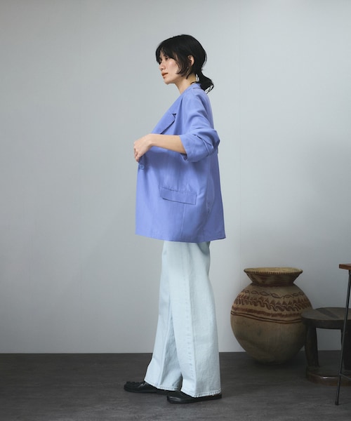 ADAM ET ROPE'（アダムエロペ）の「[25SS]GENTLE SILK ジャケット【セットアップ対応・洗える】（テーラードジャケット・レディース・ブラック/ベージュ/ブルー・F）」の7枚目の写真