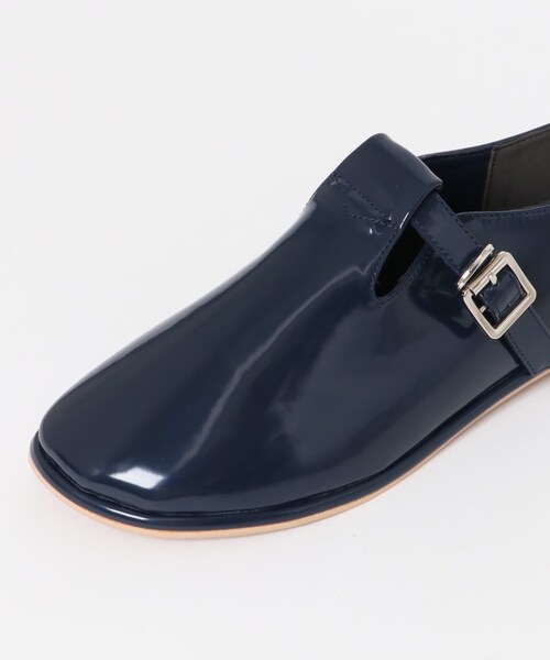 KBF（ケイビーエフ）の「Tストラップガラスローファー（その他シューズ・レディース・NAVY/BLACK・36/37/38）」の22枚目の写真