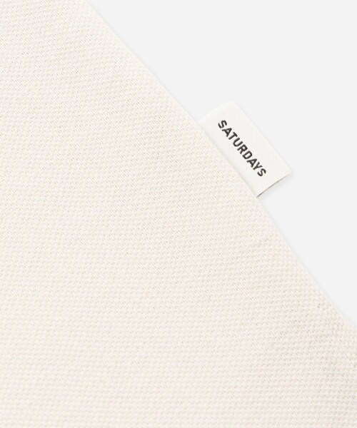 Saturdays NYC(サタデーズ ニューヨークシティ )の「Pique Logo Standard SS Tee(Tシャツ/カットソー・レディース・ブラック/キナリ/ワイン・L/M/S/XL)」の19枚目の写真