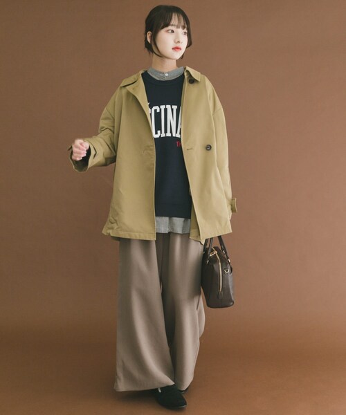 ITEMS URBANRESEARCH（アイテムズ アーバンリサーチ）の「ミドルトレンチコート（ステンカラーコート・レディース・BEG/NVY・FREE）」の6枚目の写真