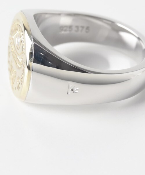 URBAN RESEARCH(アーバンリサーチ)の「TOM WOOD Butterfly Ring Gold(リング・メンズ・GOLD・48/50/52)」の6枚目の写真