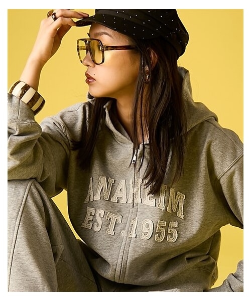 nissen（ニッセン）の「ジップアップパーカー＜大きいサイズ有＞GEVS.（パーカー・レディース・グレー/黒・6L/8L/10L）」の4枚目の写真