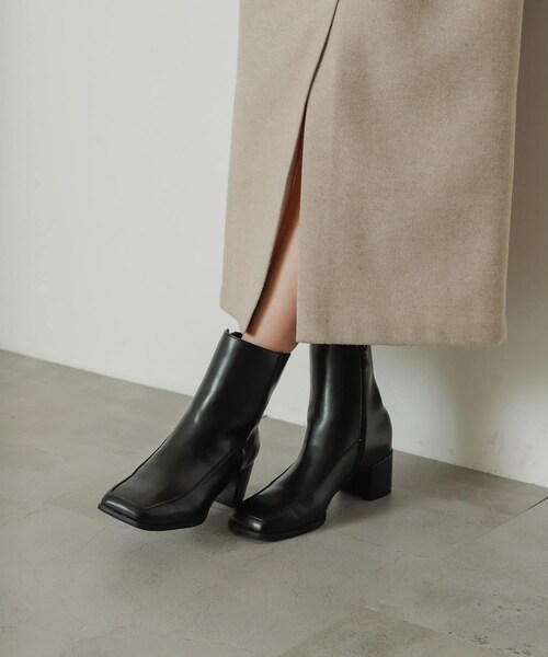 SENSE OF PLACE by URBAN RESEARCH（センスオブプレイスバイアーバンリサーチ）の「ワイドスクエアショートブーツ（ブーツ・レディース・BLACK/IVORY/BEIGE・S/M/L）」の2枚目の写真