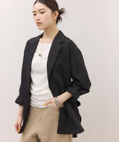 ADAM ET ROPE'（アダムエロペ）の「【一部WEB限定カラー】シャツジャケット（テーラードジャケット・レディース・ブラック/オフホワイト/ダークブラウン・36/38）」の20枚目の写真