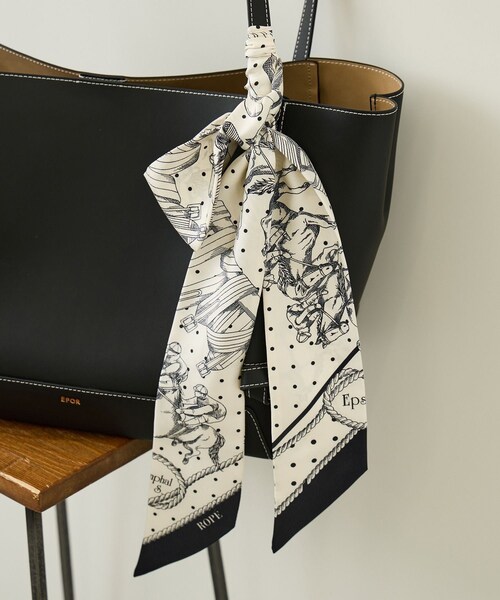 ROPE'（ロペ）の「ROPE' リバイバルシルクタイスカーフ/26AW（バンダナ/スカーフ・レディース・オフホワイト/カーキ/オレンジ・F）」の13枚目の写真