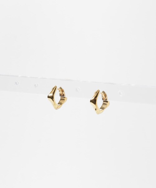 URBAN RESEARCH(アーバンリサーチ)の「decor『デコール』 Twist Pierce M(ピアス(両耳用)・レディース・GOLD・-)」の10枚目の写真