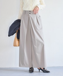 フロントタックデザインワイドパンツ