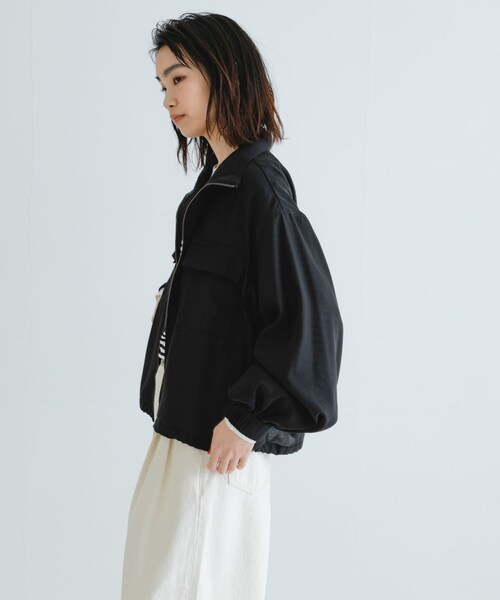 URBAN RESEARCH（アーバンリサーチ）の「シアージップブルゾン（ブルゾン・レディース・KHAKI/OFF/BLACK・FREE）」の18枚目の写真