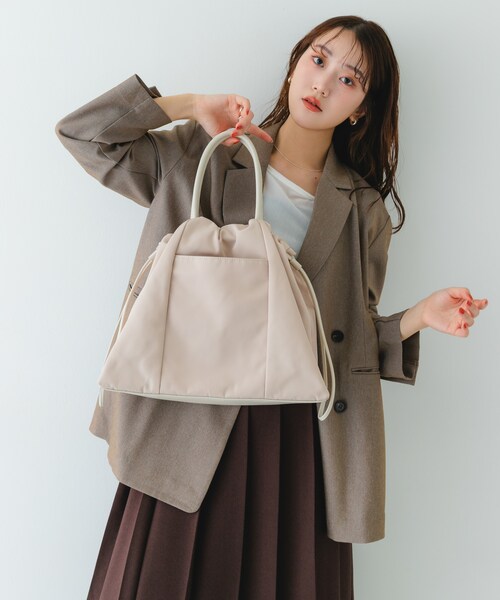 RODE SKO（ロデスコ）の「ショルダー付撥水キンチャクバッグ（ショルダーバッグ・レディース・BLACK/GRAY/IVORY・one）」の7枚目の写真