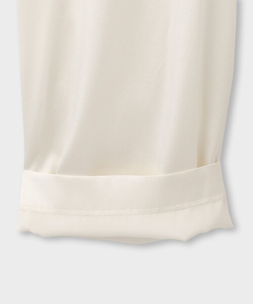 ROPE'(ロペ)の「GWIL SILK SATIN PANTS|シルクサテンパンツ(チノパンツ・レディース・ホワイト・F)」の6枚目の写真