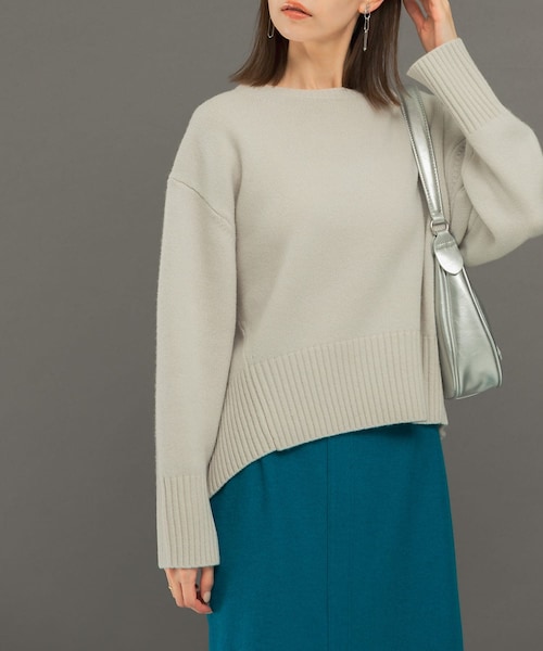 URBAN RESEARCH ROSSO（アーバンリサーチロッソ）の「エクストラファインシームデザインニット（ニット/セーター・レディース・LIME/P/WHITE/PINK/CHARCOAL/BLUE/BEIGE・FREE）」の8枚目の写真