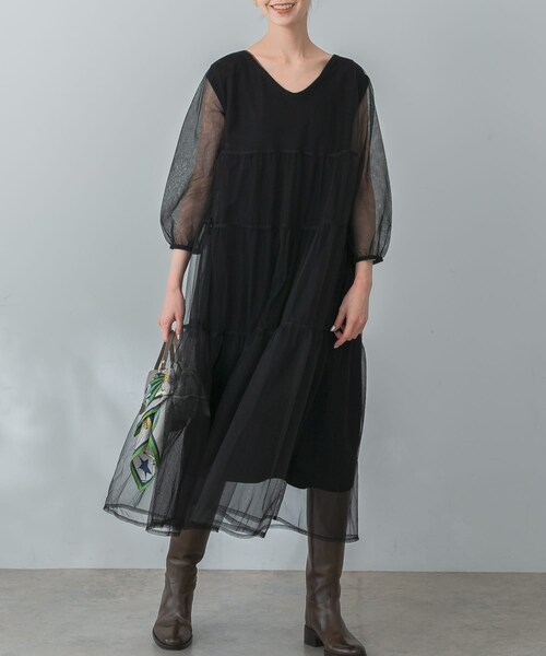 URBAN RESEARCH ROSSO（アーバンリサーチロッソ）の「TORRAZZO DONNA　ニット×オーガンジーリバーシブルワンピース（ワンピース・レディース・BEIGE/BLACK・FREE）」の8枚目の写真