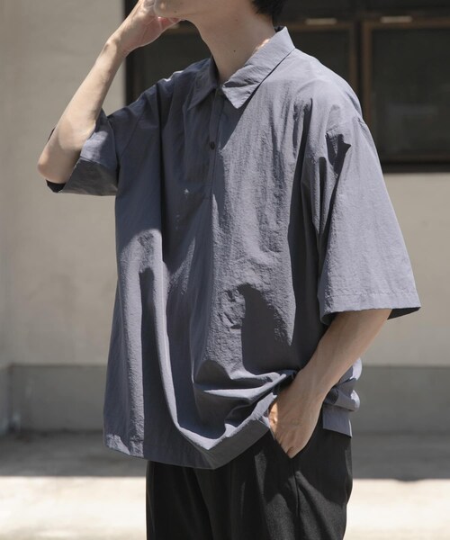 ITEMS URBANRESEARCH(アイテムズ アーバンリサーチ)の「『撥水/イージーケア/接触冷感/UVカット』タスランナイロンスナップボタンポロシャツ(ポロシャツ・メンズ・NVY/CHA/BLK・M/L)」の17枚目の写真