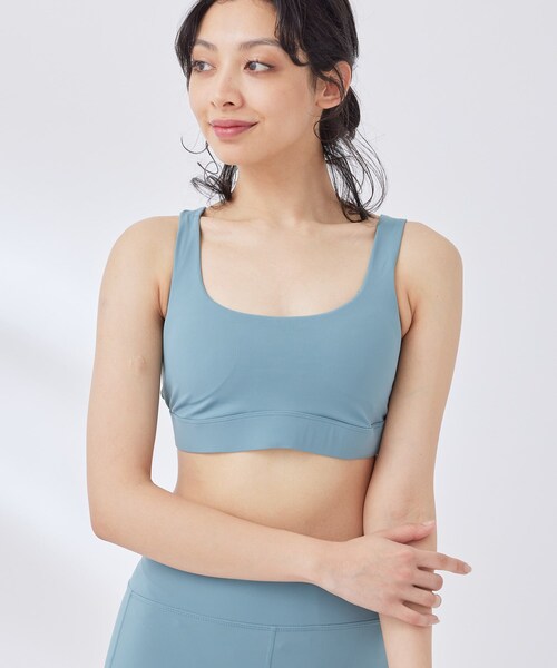 NERGY（ナージー）の「【VUORI】UV Stride Braブラトップ（ブラジャー・レディース・ブラック/ブルー系/オレンジ・S/XS）」の3枚目の写真