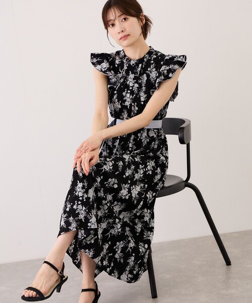 Jayro(ジャイロ)の「花柄プリント袖フリルワンピース(ワンピース・レディース・ブラック系/ホワイト系・M)」の12枚目の写真