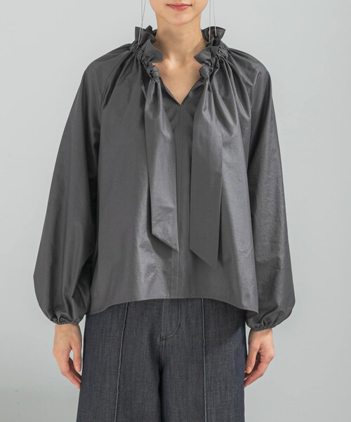 URBAN RESEARCH ROSSO（アーバンリサーチロッソ）の「フリルネックシャツブラウス（シャツ/ブラウス・レディース・WHITE/L/PURPLE/CHARCOAL・Free）」の20枚目の写真
