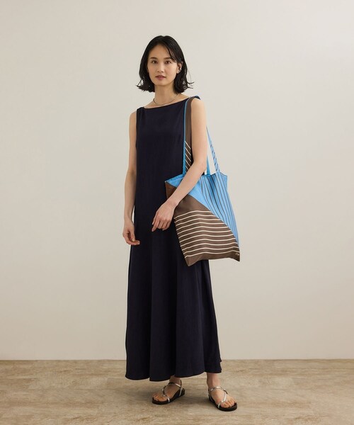 ROPE'(ロペ)の「幾何学柄シルクトートバッグ(トートバッグ・レディース・オフホワイト/サックス・F)」の7枚目の写真