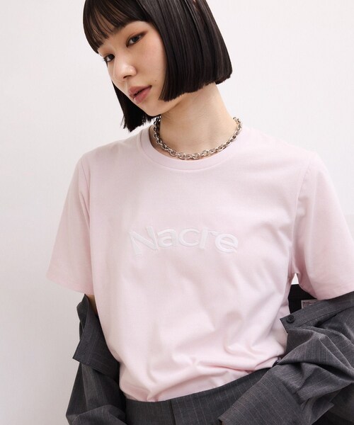 ADAM ET ROPE'(アダムエロペ)の「【WEB限定】クリーンタッチコットン刺しゅうロゴT(Tシャツ/カットソー・レディース・ホワイト/ダークブラウン/ネイビー/ピンク系・F)」の12枚目の写真