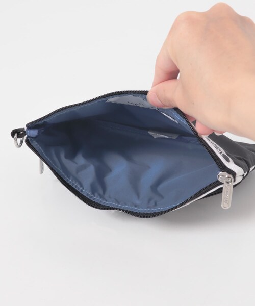 URBAN RESEARCH（アーバンリサーチ）の「『別注』LeSportsac×URBAN RESEARCH　3ZIP COSMETIC（ネクタイ・レディース・BLACK/B BEIGE・-）」の7枚目の写真
