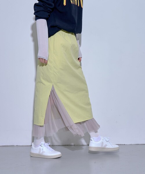 THE GOODLAND MARKET（ザグッドランドマーケット）の「『別注』MIDIUMISOLID×TGM　RE Nylon layered skirt（スカート・レディース・BEIGE/Y.GREEN/BLACK・FREE）」の18枚目の写真