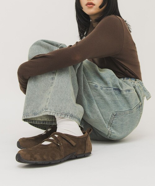 KBF（ケイビーエフ）の「メリージェーンスニーカー（スニーカー・レディース・BROWN/CHARCOAL・36/37/38）」の18枚目の写真