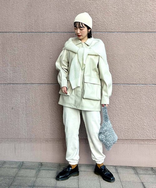 ITEMS URBANRESEARCH（アイテムズ アーバンリサーチ）の「フェイクレザージャケット（その他アウター・レディース・L.BEG/BLK・FREE）」の17枚目の写真