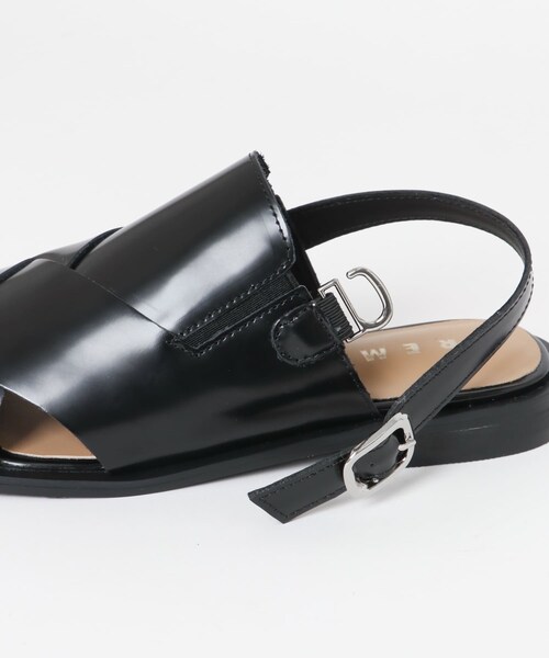 URBAN RESEARCH ROSSO（アーバンリサーチロッソ）の「REMME　バックストラップフラットシューズ（その他シューズ・レディース・NEGRO・36/37/38）」の8枚目の写真