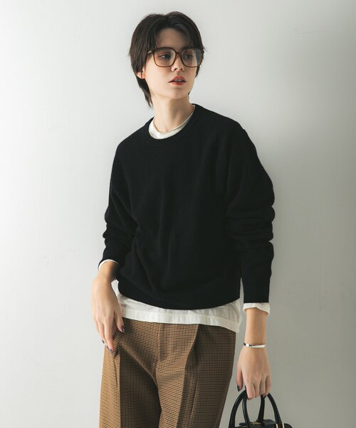 URBAN RESEARCH(アーバンリサーチ)の「ウール100 クルーネックソフトニット(ニット/セーター・レディース・OFF WHITE/BLUE/GRAY/BLACK・Free)」の16枚目の写真