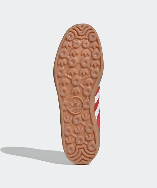 ADAM ET ROPE'(アダムエロペ)の「【adidas(アディダス)】GAZELLE INDOOR(スニーカー・レディース・レッド・23/24/25)」の11枚目の写真