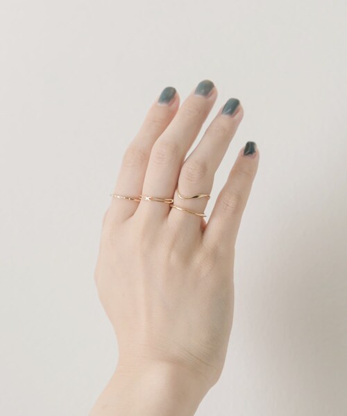 SMELLY（スメリー）の「4セットリング（リング・レディース・GLD・-）」の5枚目の写真