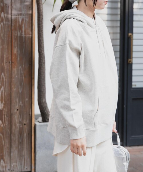 URBAN RESEARCH DOORS(アーバンリサーチドアーズ)の「FORK&SPOON クリア裏毛フーディースウェット(パーカー・レディース・OATMEAL/OFF・1)」の7枚目の写真