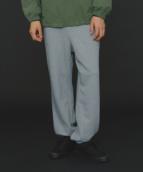 SENSE OF PLACE by URBAN RESEARCH（センスオブプレイスバイアーバンリサーチ）の「『ユニセックス』Uiscel　ヘビーウエイトジョガースウェットパンツ（スウェットパンツ・レディース・OATMEAL/TOP GRAY・M/L）」の13枚目の写真