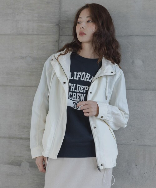 URBAN RESEARCH Sonny Label（アーバンリサーチサニーレーベル）の「多機能マウンテンパーカー（テーラードジャケット・レディース・オフ/ネイビー/ベージュ・Free）」の7枚目の写真