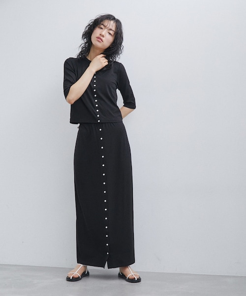 ADAM ET ROPE'(アダムエロペ)の「【agnes b. pour ADAM ET ROPE'】JUPE PRESSIONS LONG(スカート・レディース・ブラック/サックス・M)」の11枚目の写真