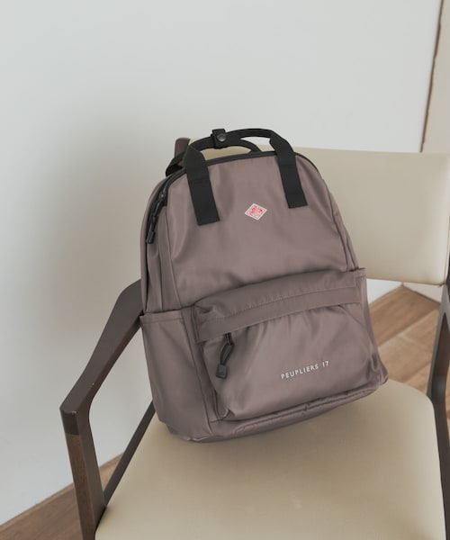 URBAN RESEARCH DOORS(アーバンリサーチドアーズ)の「DANTON PEUPLIERS 17(バックパック/リュック・レディース・BLACK/DK.BEIGE・one)」の2枚目の写真