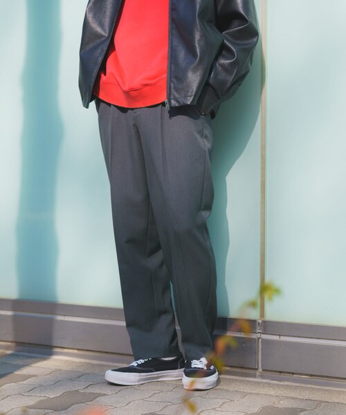 ITEMS URBANRESEARCH（アイテムズ アーバンリサーチ）の「Every Day TRテーパードスラックス（その他パンツ・メンズ・BEG/GRY/BLK/NVY・S/M/L）」の2枚目の写真