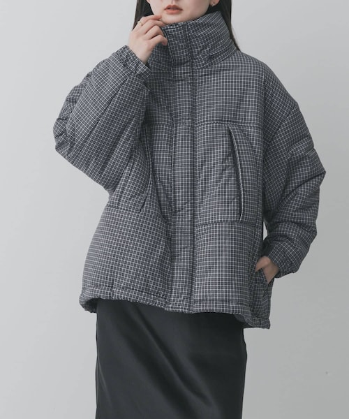 SENSE OF PLACE by URBAN RESEARCH（センスオブプレイスバイアーバンリサーチ）の「『2WAY仕様/撥水』『UR TECH』モンスターブルゾン（その他アウター・レディース・IVORY/BLACK/Y.BEIGE/BLK×GRY・one）」の4枚目の写真