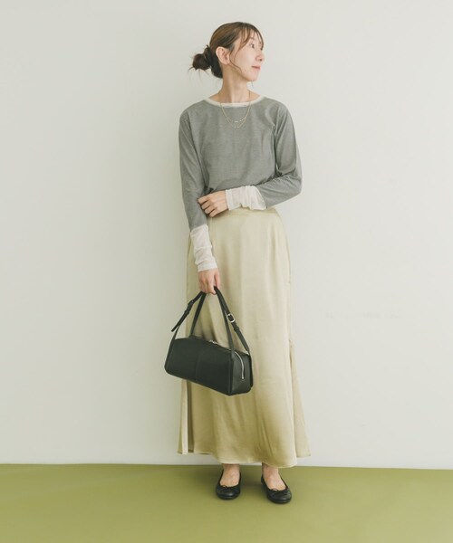 ITEMS URBANRESEARCH（アイテムズ アーバンリサーチ）の「ソデチュールロングスリーブカットソー（Tシャツ/カットソー・レディース・BRN/OFF/BORDER・FREE）」の22枚目の写真