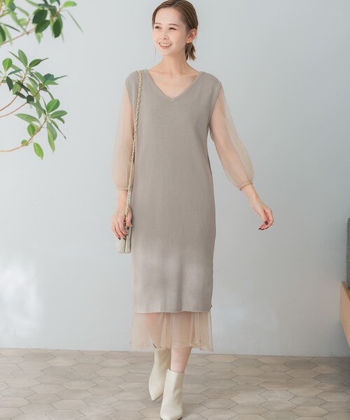 URBAN RESEARCH ROSSO（アーバンリサーチロッソ）の「TORRAZZO DONNA　ニット×オーガンジーリバーシブルワンピース（ワンピース・レディース・BEIGE/BLACK・FREE）」の19枚目の写真