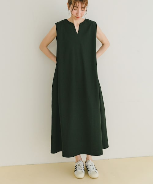 ITEMS URBANRESEARCH（アイテムズ アーバンリサーチ）の「カットミラノノースリワンピース（ワンピース・レディース・K/BRN/OFF/BLK・FREE）」の2枚目の写真