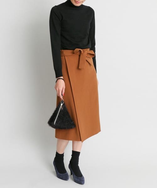 RODE SKO（ロデスコ）の「LILY トライアングルフェイクファーバッグ（クラッチバッグ・レディース・PINK/BLACK・-）」の9枚目の写真