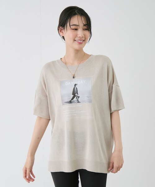 Jayro(ジャイロ)の「フォトプリントプルオーバー(ニット/セーター・レディース・ブラック/ダークブラウン/ベージュ・M)」の4枚目の写真