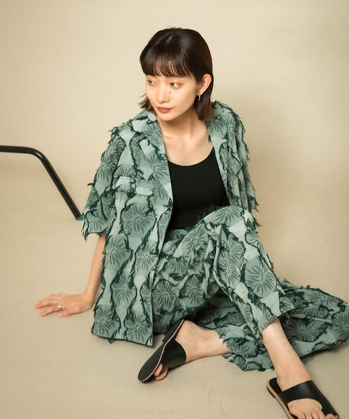KBF(ケイビーエフ)の「カットジャガードハーフスリーブジャケット(テーラードジャケット・レディース・GREEN/BEIGE・one)」の20枚目の写真