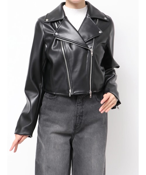 MURUA（ムルーア）の「コンパクトフェイクレザーライダースジャケット（ライダースジャケット・レディース・ブラック/キャメル・F）」の2枚目の写真