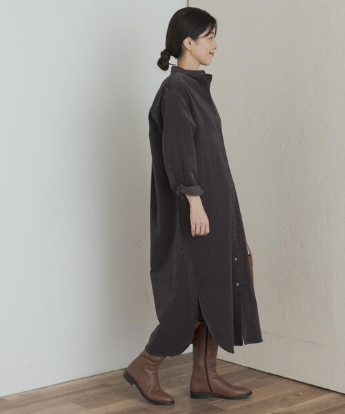 URBAN RESEARCH DOORS（アーバンリサーチドアーズ）の「『WEB/一部店舗限定カラー』『UR TECH』コーデュロイシャツワンピース（ワンピース・レディース・GREIGE/ORANGE/GRAY/L.BLUE/MUSTARD・S/M）」の15枚目の写真